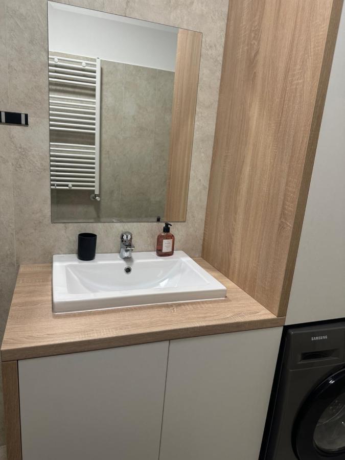 Daybreak Mood / A Fancy Place Apartamento Iasi Exterior foto
